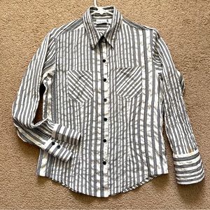 Chico’s Dress Shirt Black White Striped silk Full Button   pockets Sz 0 Small